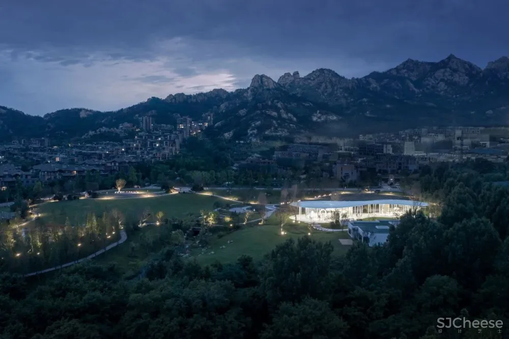 SWS 作品 停靠在青岛小镇上的四季花房:青岛西海岸云中花社咖啡馆