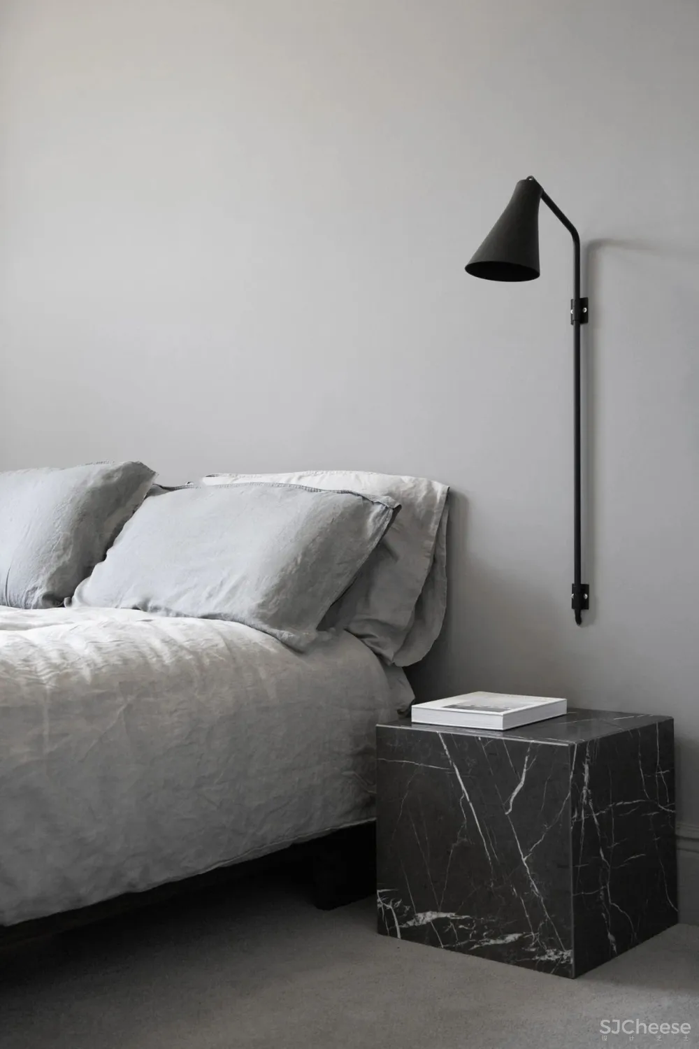 Youth Studio｜Stone Cross ：a Manor House Built in 1878 Modernized