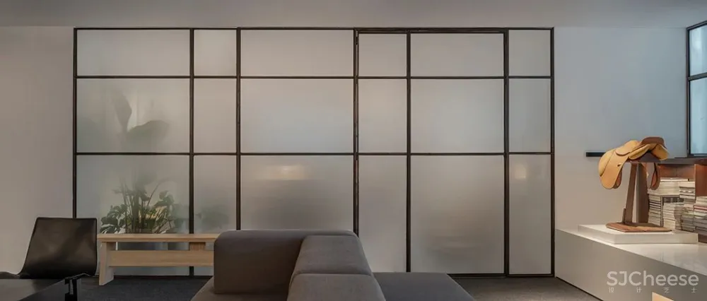 谷 腾 无 设 计 自 由 生 长