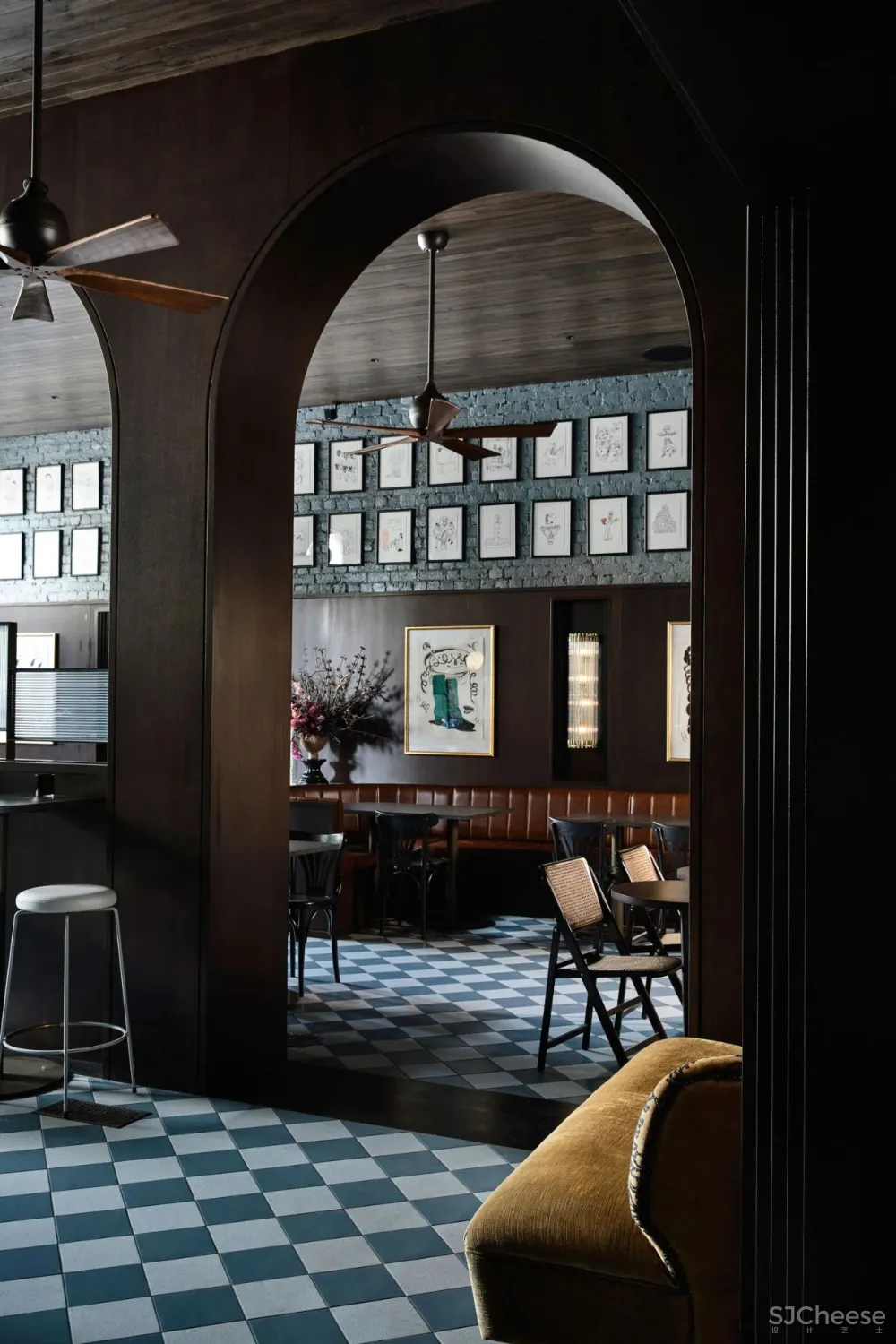 Poodle Bar and Bistro in Melbourne by Bergman - Co.