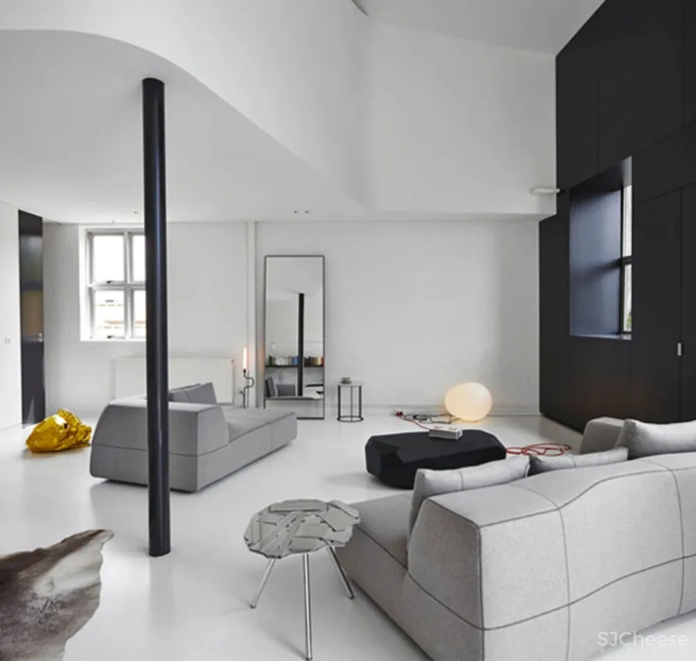 诗意般的旋转空间