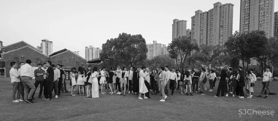 SWS 作品 停靠在青岛小镇上的四季花房:青岛西海岸云中花社咖啡馆