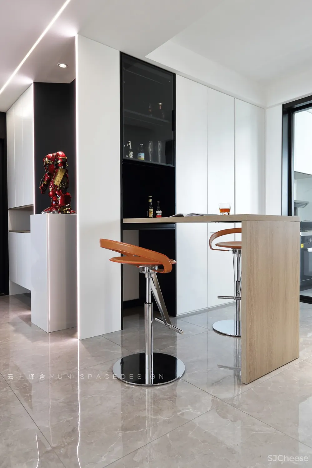 沉醉于漫画的小哥の宅