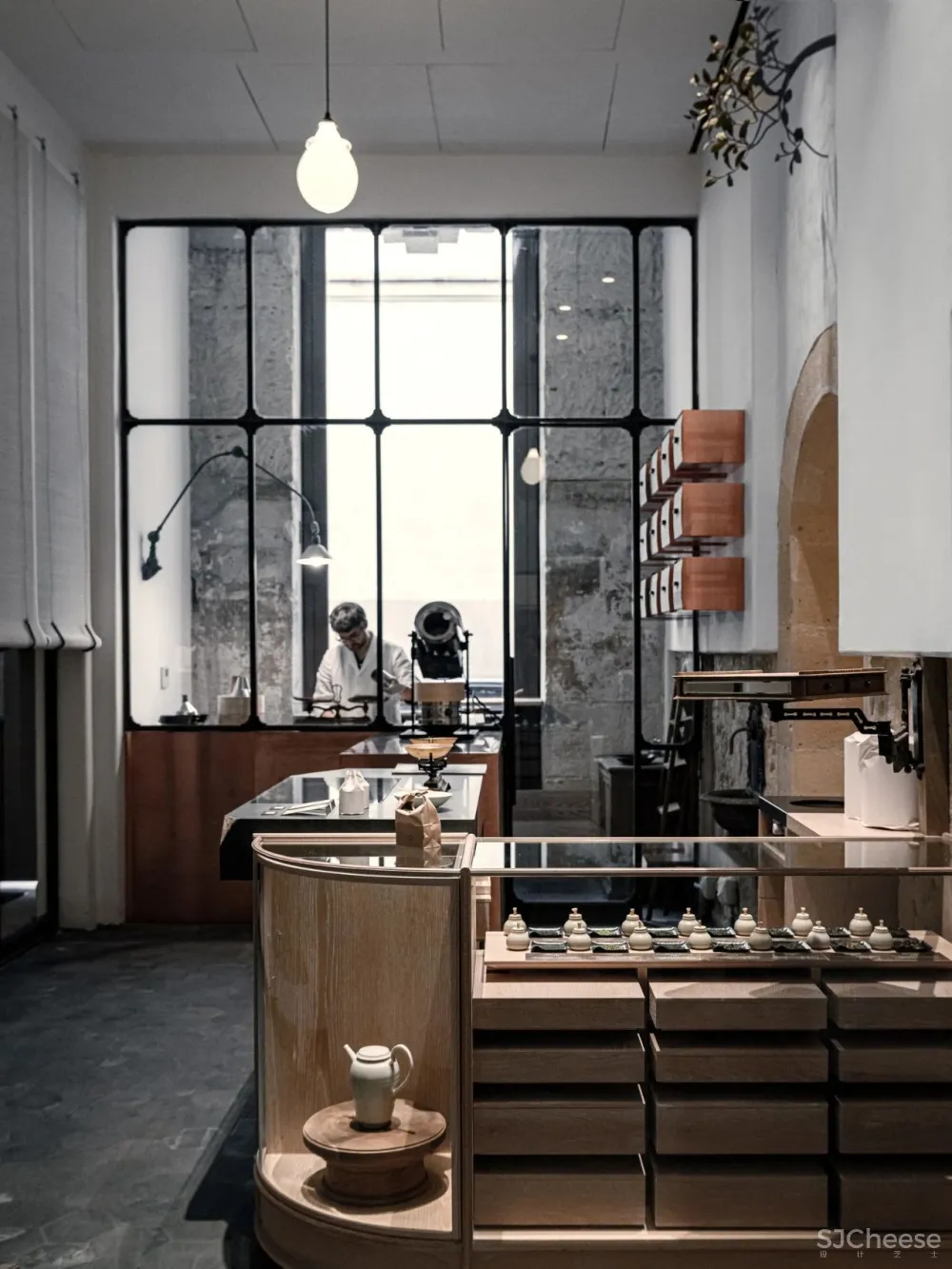 绪方慎一郎 将美食、文化、手工艺、设计 大融合的东方美学大师