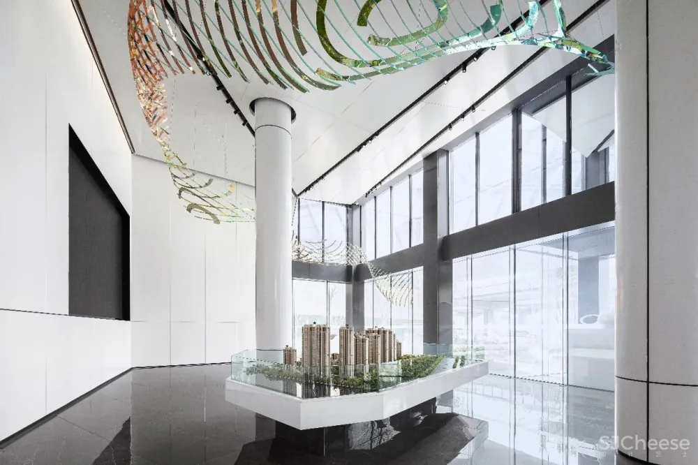 熊灿×乌鲁木齐熙岸地产中心:自由的空间,应拥有纯净的灵魂