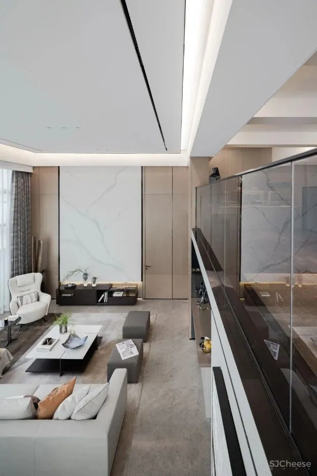 在260方空中跃墅眺望国际滨 刘荣禄国际