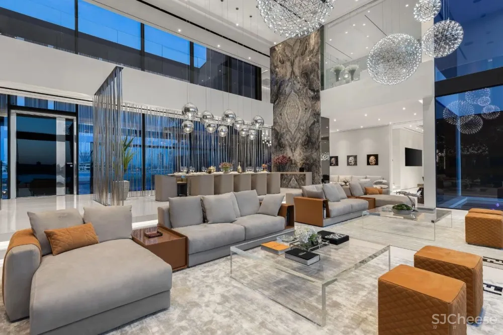 迪拜最昂贵的别墅，还送法拉利和劳斯莱斯！