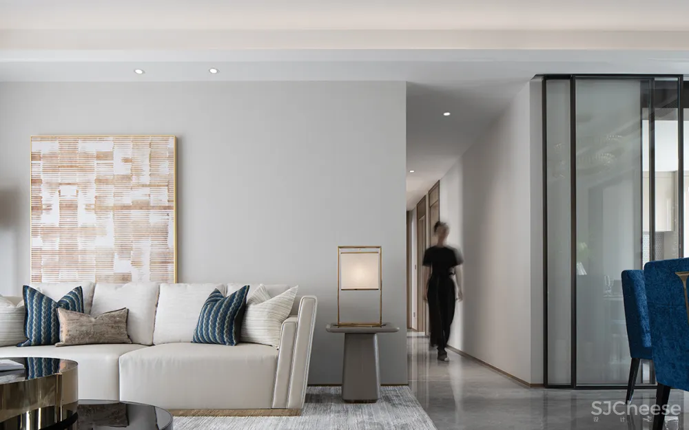 大气精致的155㎡住宅，一抹蓝色唤醒时尚气息！