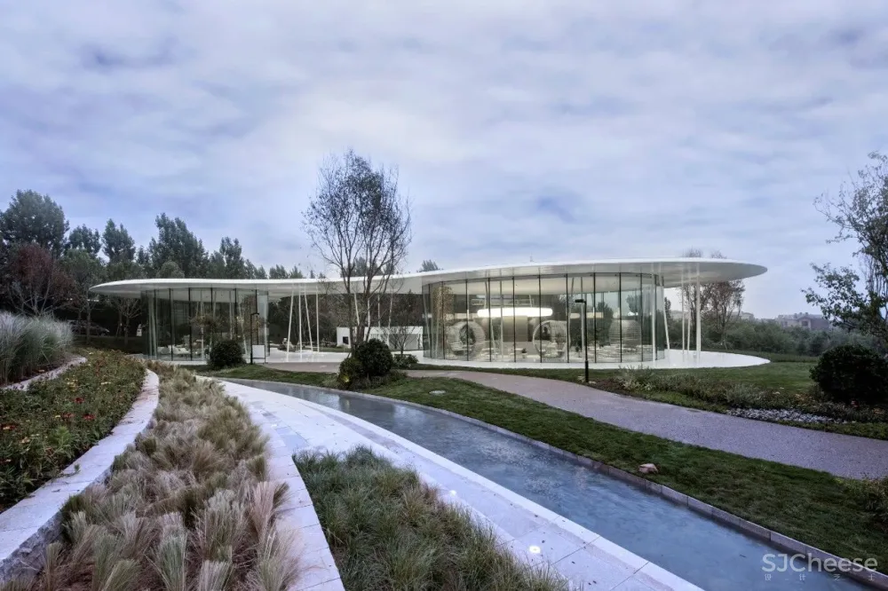 SWS 作品 停靠在青岛小镇上的四季花房:青岛西海岸云中花社咖啡馆