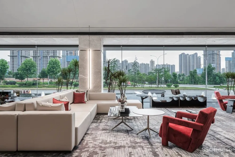 时代 光 静谧 美的内核