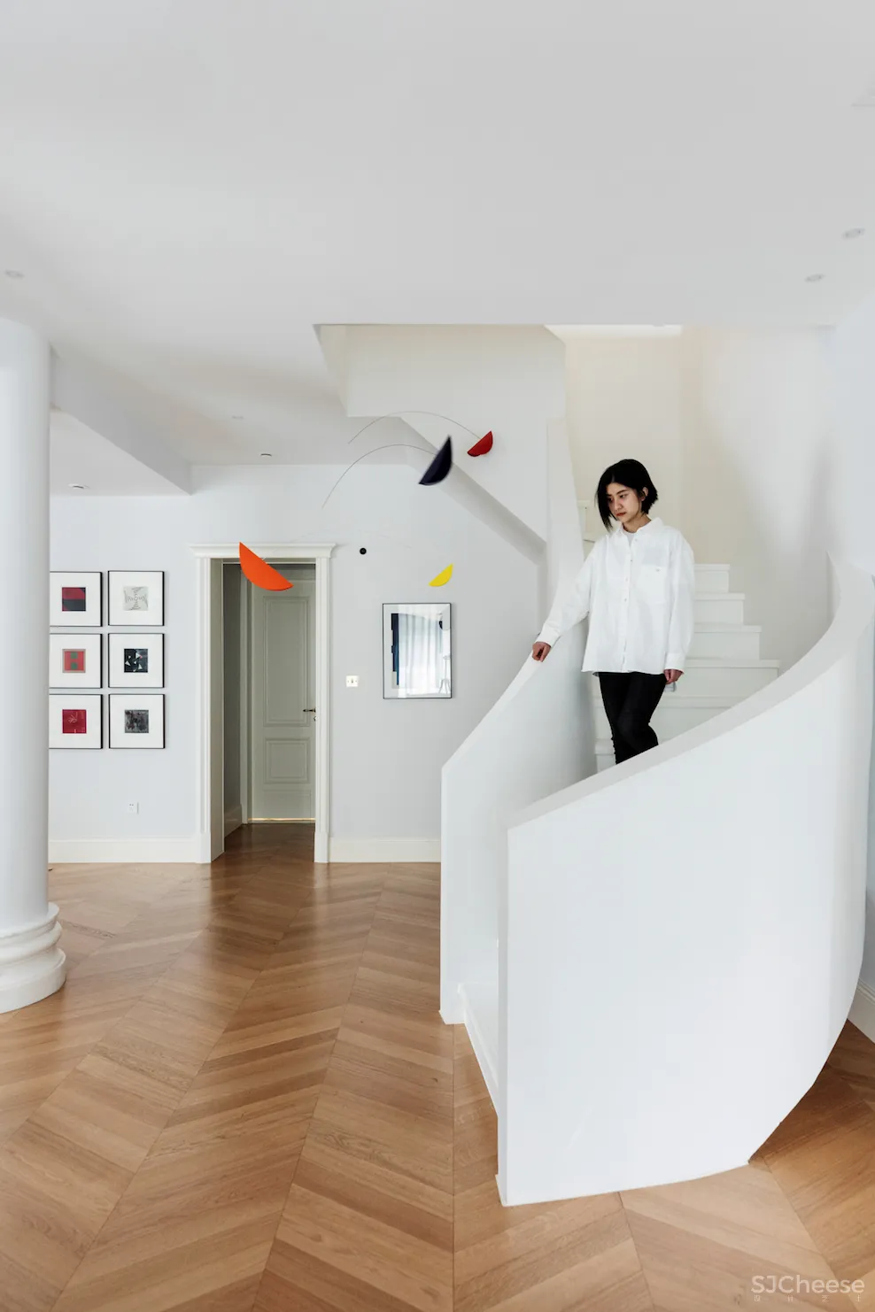 去别墅风装修,这个300㎡美得清新脱俗