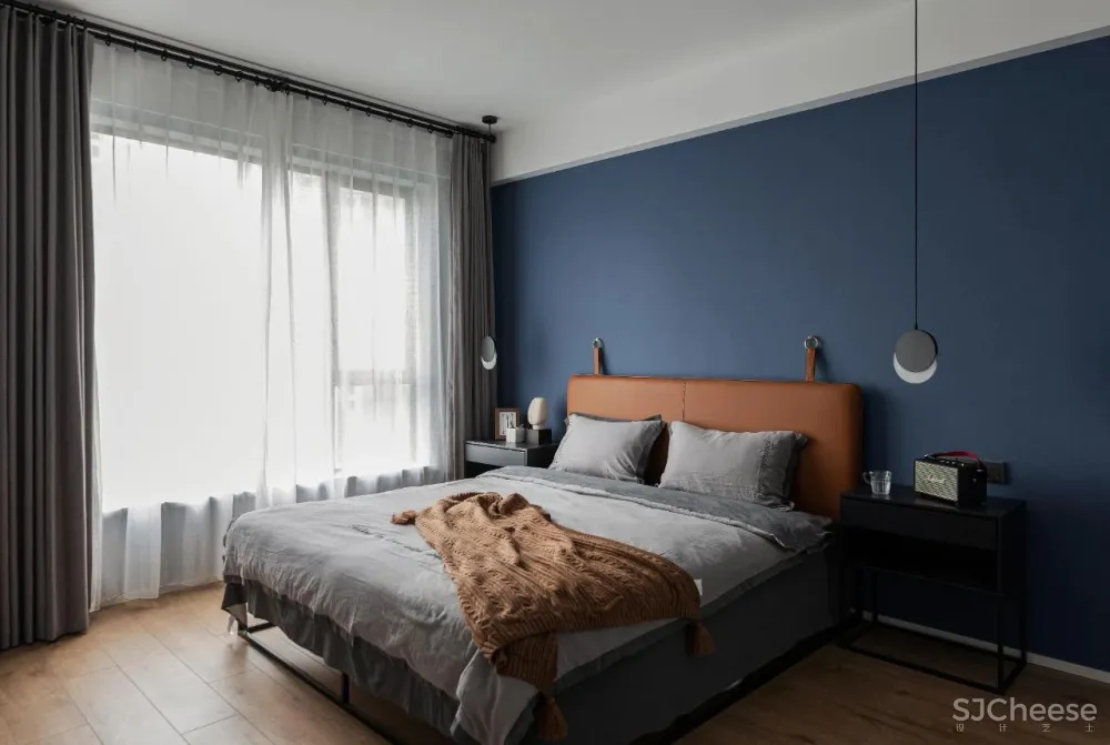 阳光大男孩买下147㎡，把「音乐会」搬进黑白灰的个性之家