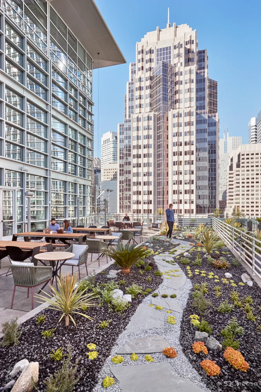 科技公司的总部大楼就是酷!每层楼都设计一个主题