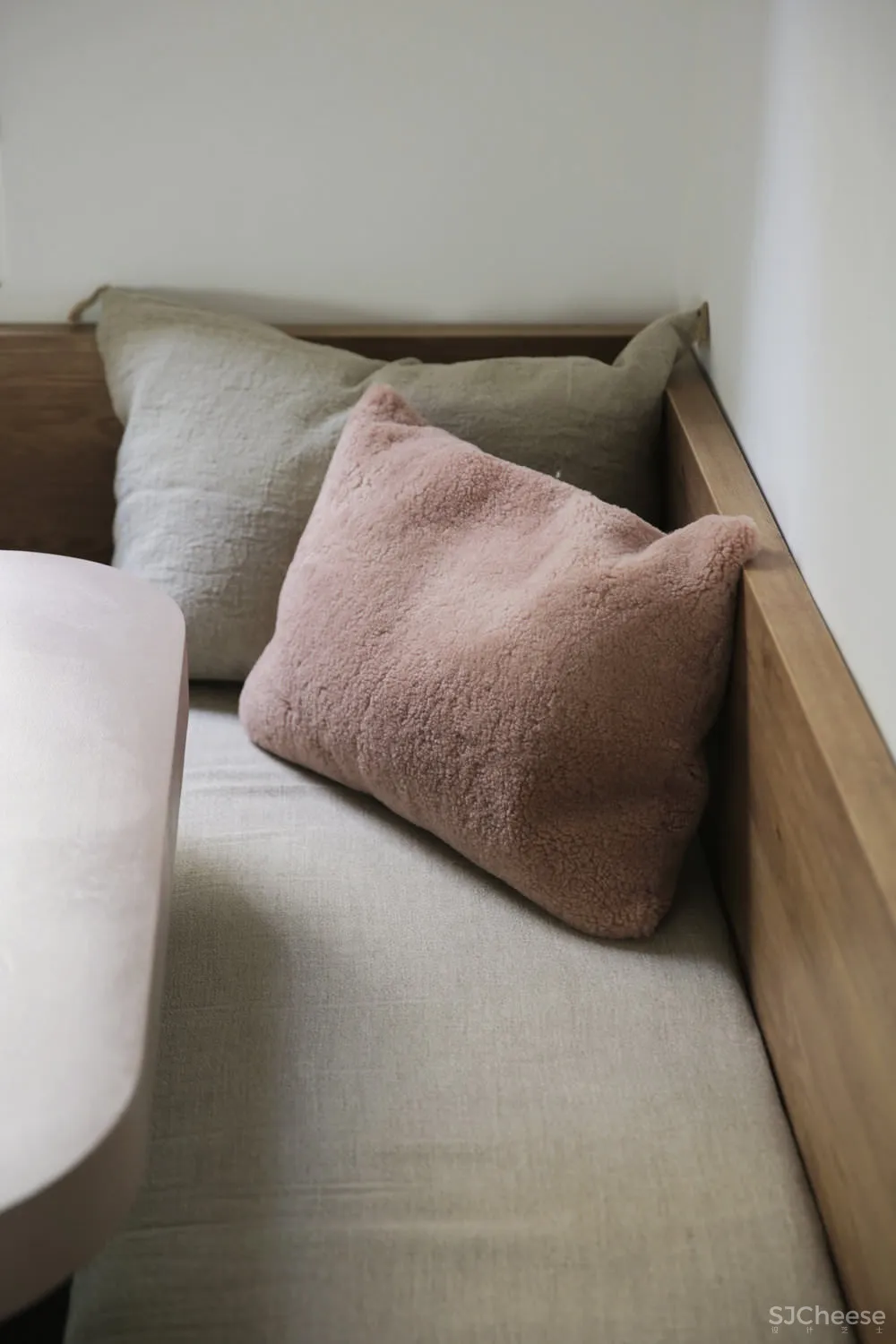 一居室小家,卡座式餐厅设计更省空间