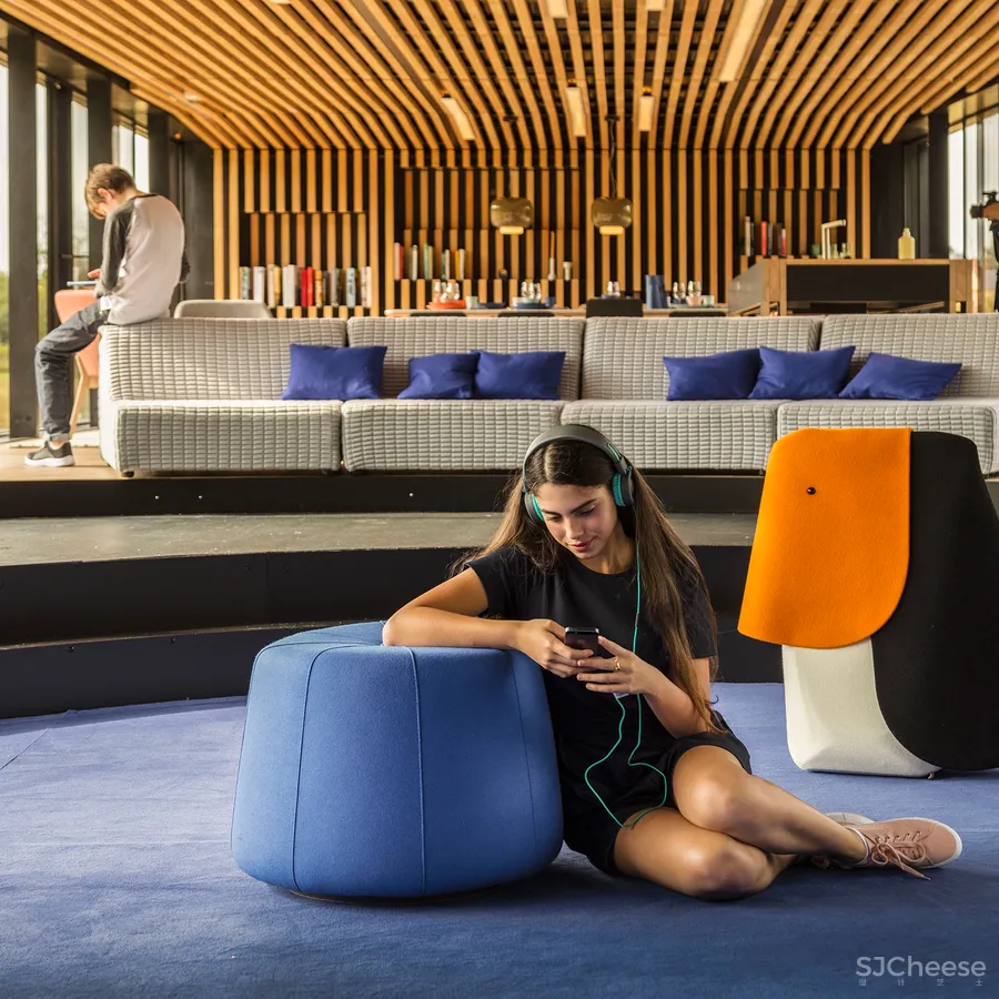 别墅这样设计,车库都省了!