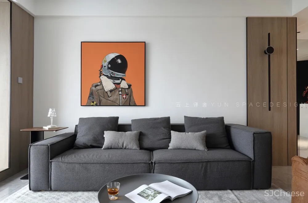 沉醉于漫画的小哥の宅