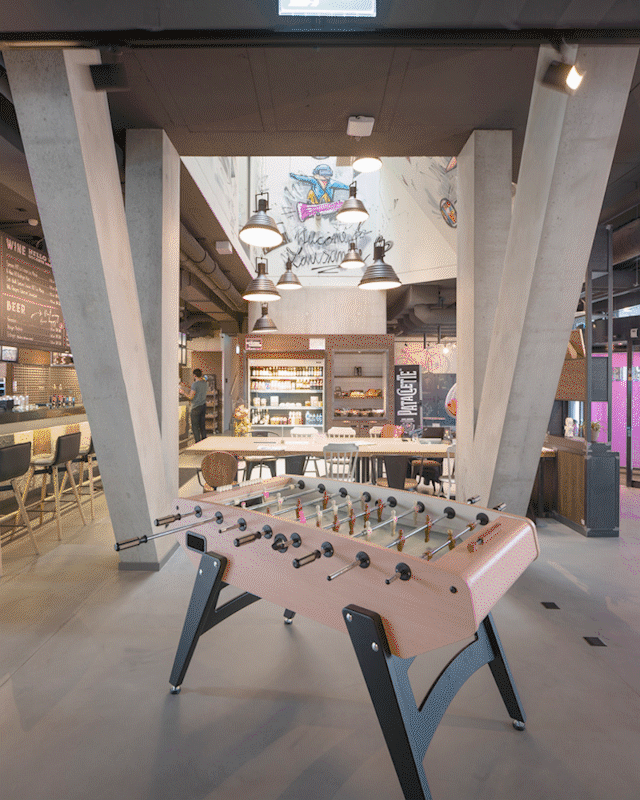 被称作「小W」的Moxy酒店，瑞士又开新店，外墙竟是预制模块，果然够潮