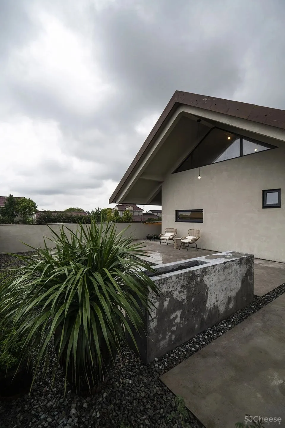 非典型性反乌托邦乡建 面向田野的住宅 空格建筑