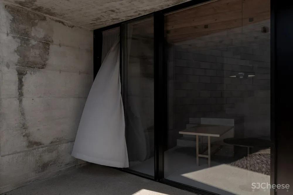 一个有生命力的居住容器 破碎之家 NPS Arquitectos