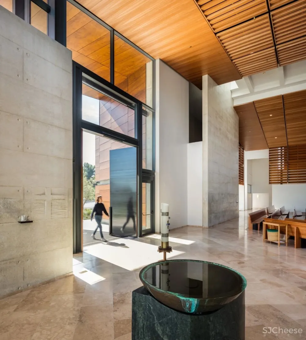 Churches丨灵魂的救赎所