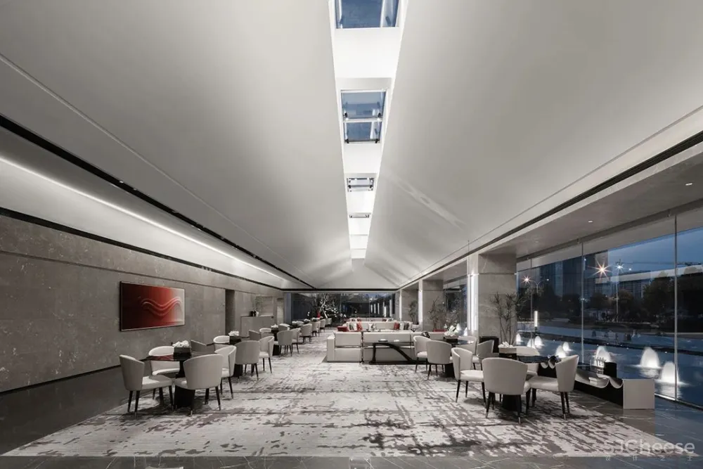 时代 光 静谧 美的内核