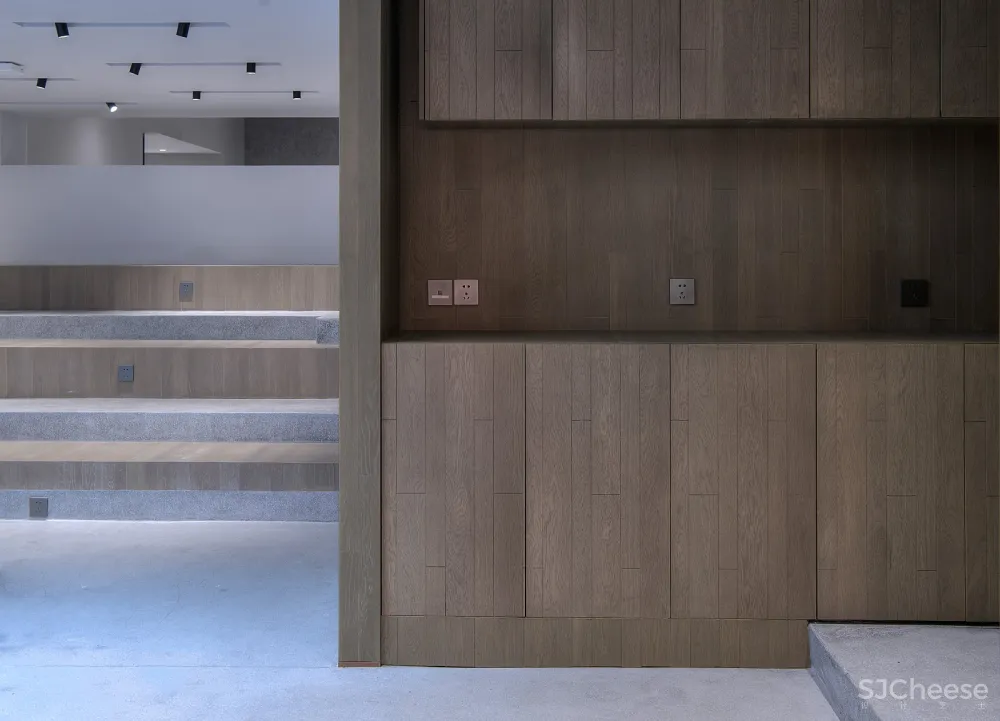 创本设计｜在“极简”中体验“舍得” [纳维广告办公总部]