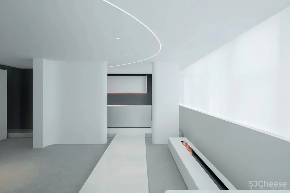 丁 鹏 文 极 简 到 极 致！