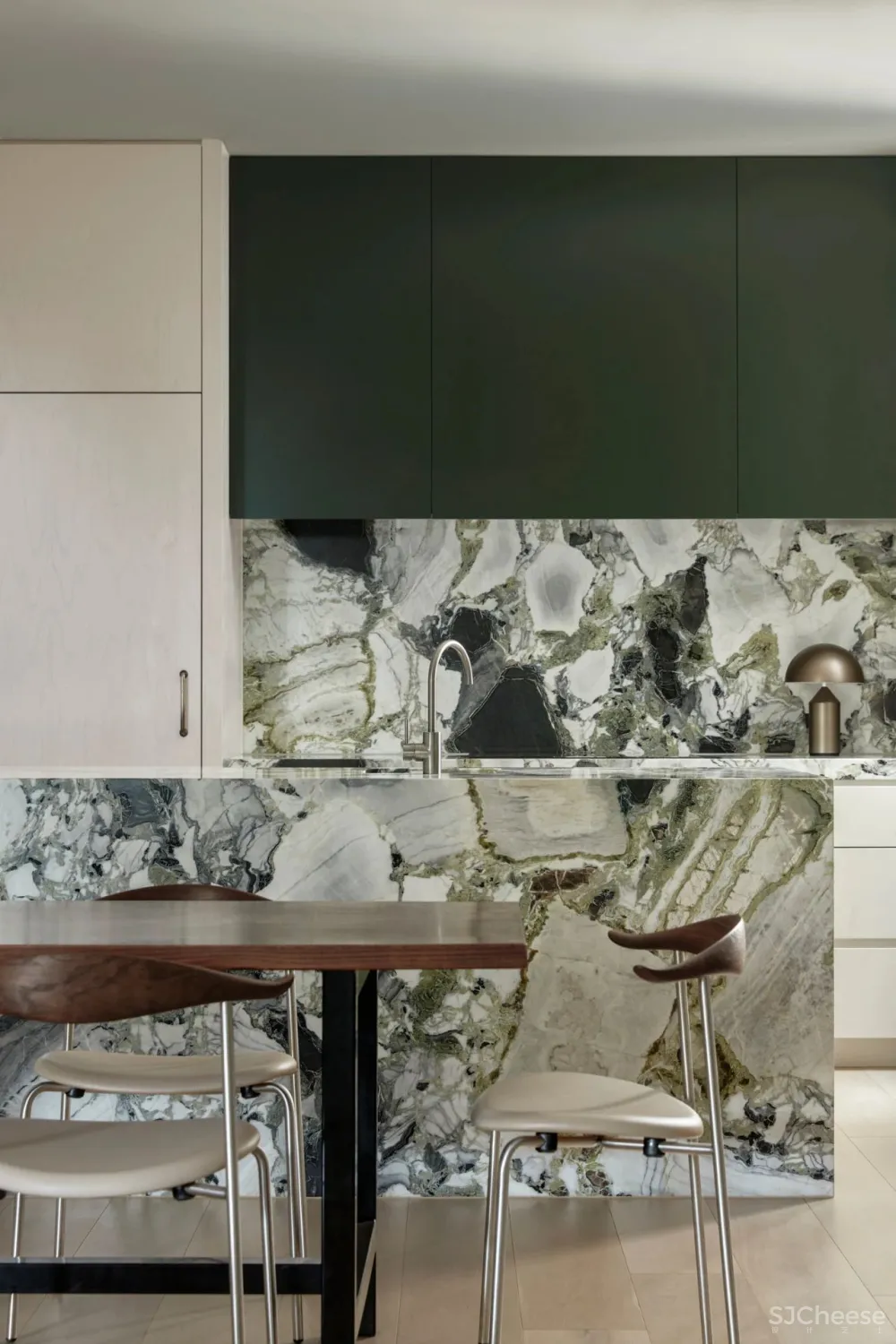 把喜欢的风景“搬”回家,这个全绿色空间,诠释了爱是不会消失的