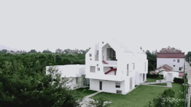 我家有地,为什么要造丑房子?上海夫妻200万造出极简别墅