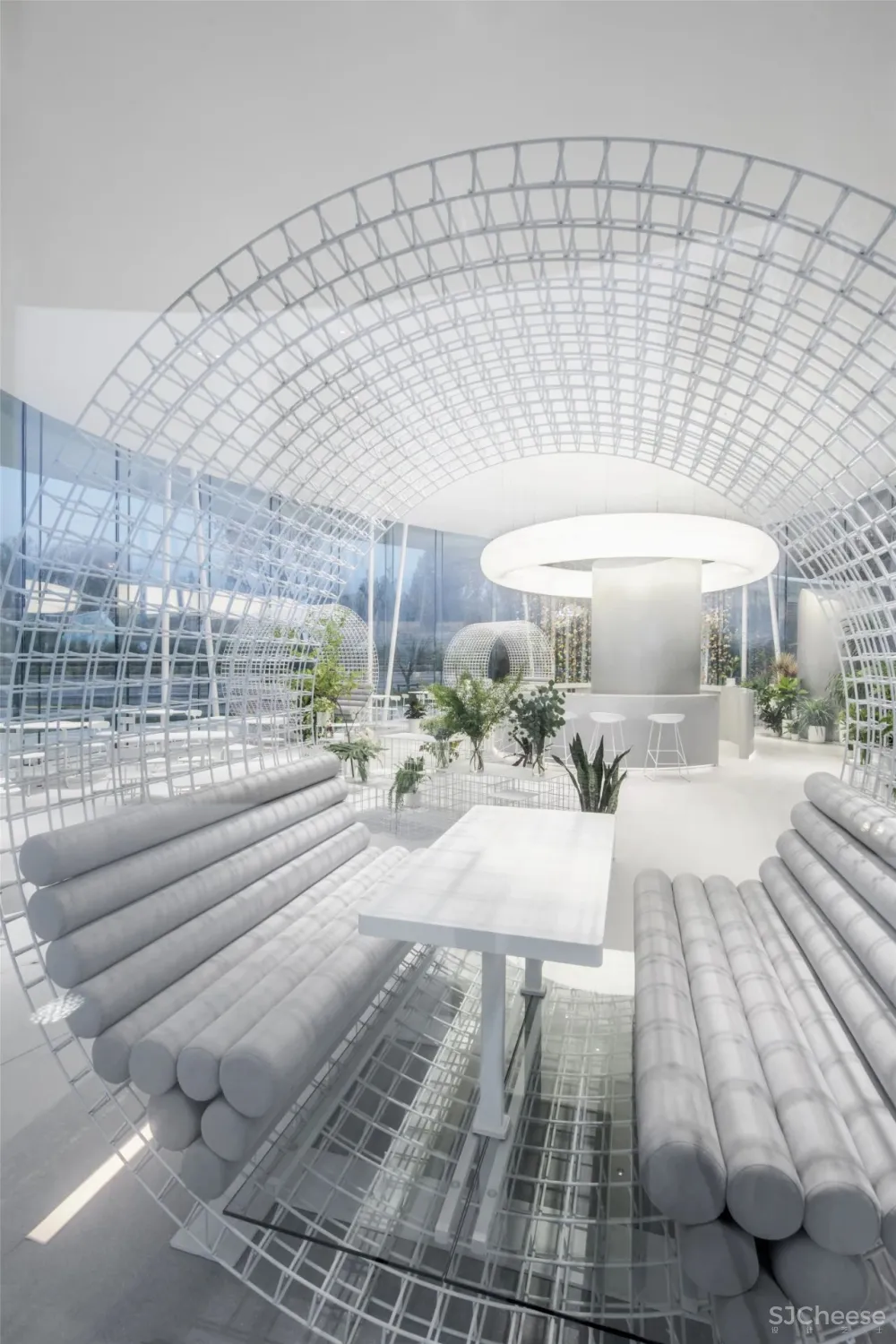 SWS 作品 停靠在青岛小镇上的四季花房:青岛西海岸云中花社咖啡馆