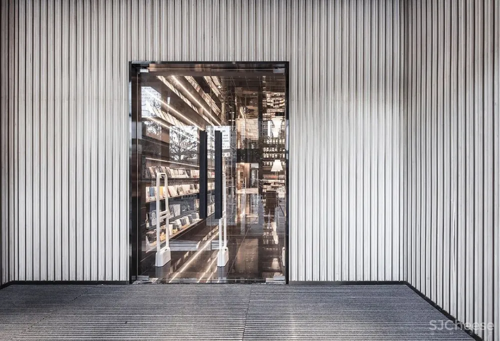 李想新作 宁波钟书阁,1230㎡,把201块“岩石”搬进书店