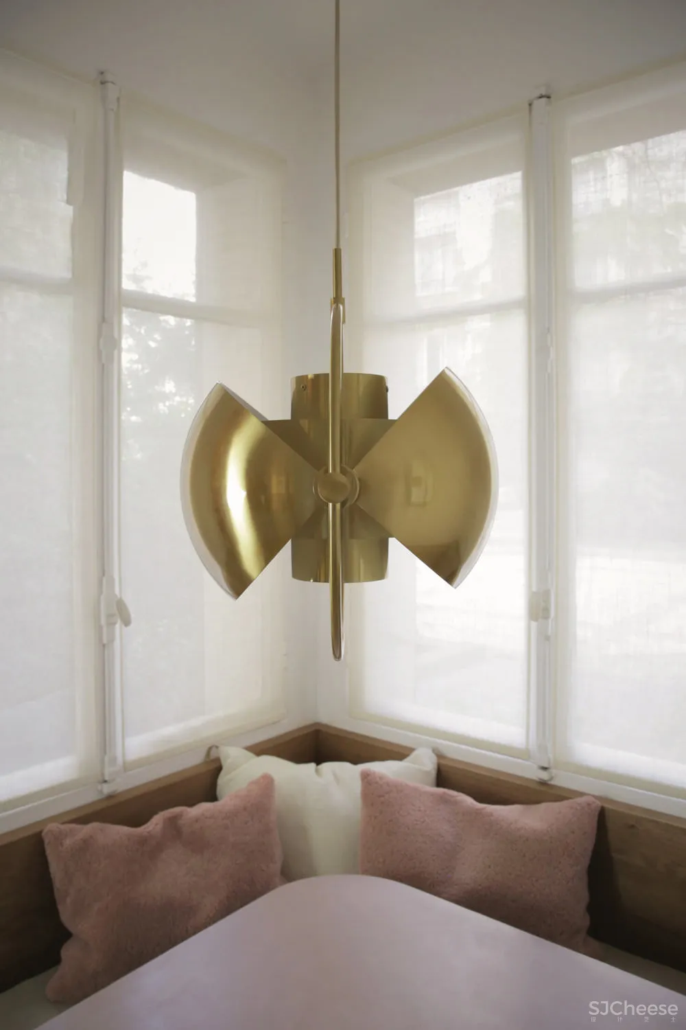 一居室小家,卡座式餐厅设计更省空间