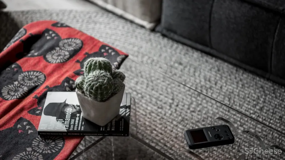 120㎡质感简约私宅,谁说黑色沉闷又压抑?