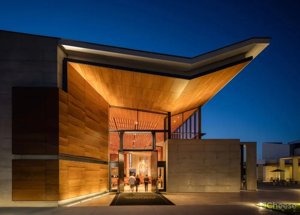 Churches丨灵魂的救赎所