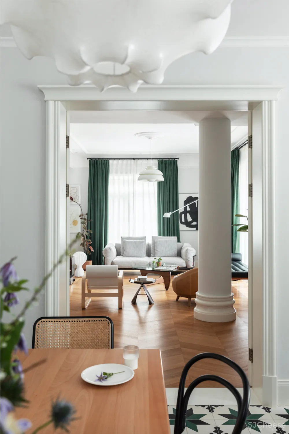 去别墅风装修,这个300㎡美得清新脱俗