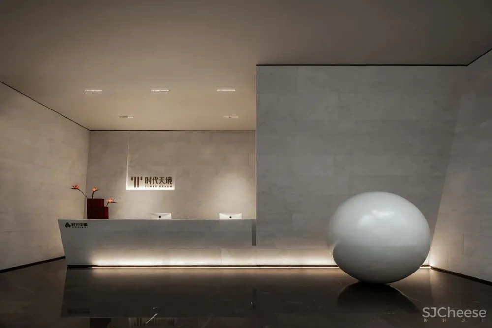 时代 光 静谧 美的内核