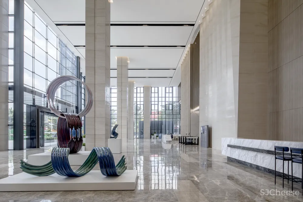 纯甲级写字楼—极具现代简约设计风格