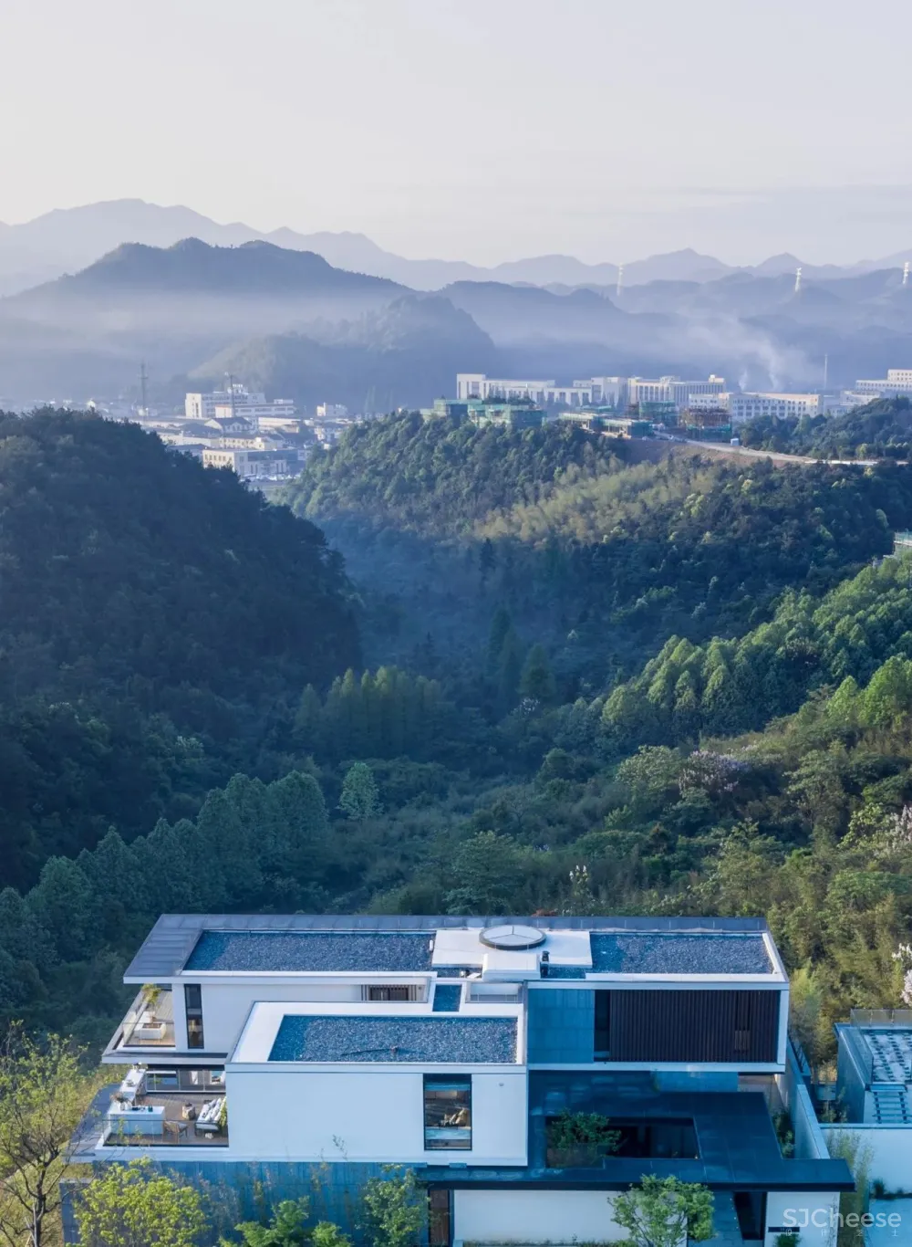 宋卫平首个现代山居别墅 绿城安吉桃花源未来山