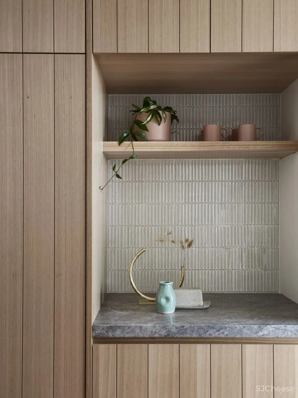 两居室简约住宅，原木家具加上藤编元素太好看了！