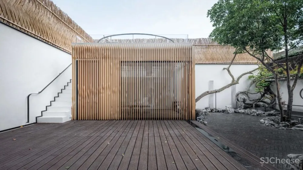 上海 100㎡ 小宅院,花 6 年建成,设计处处有亮点