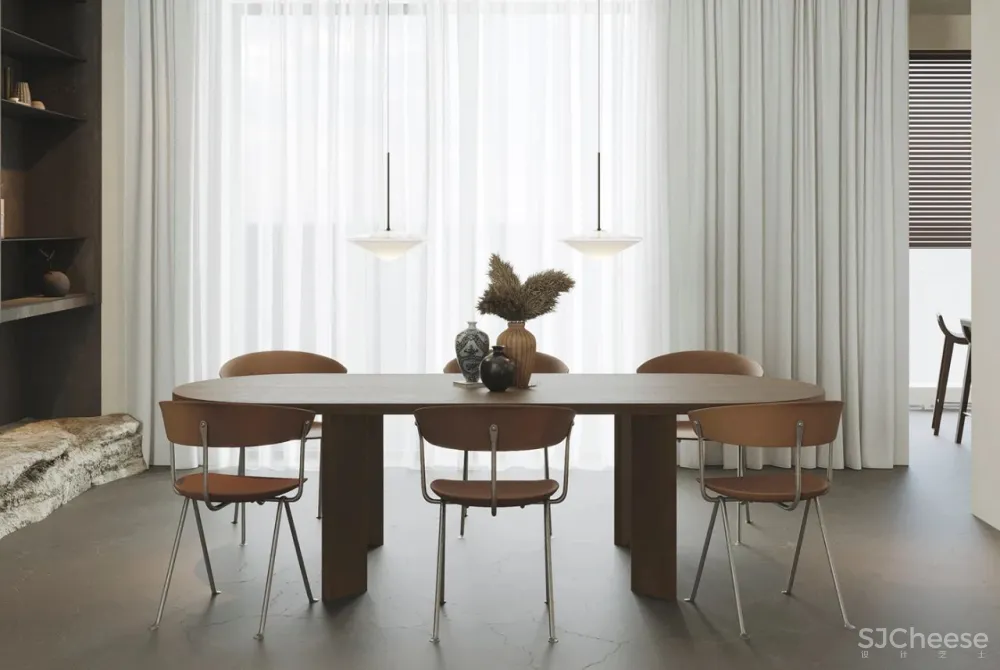 151㎡ 现代极简私宅,“石”光里的低调奢华