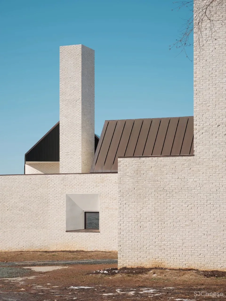 巨型烟囱下的住宅空间改造 烟囱住宅