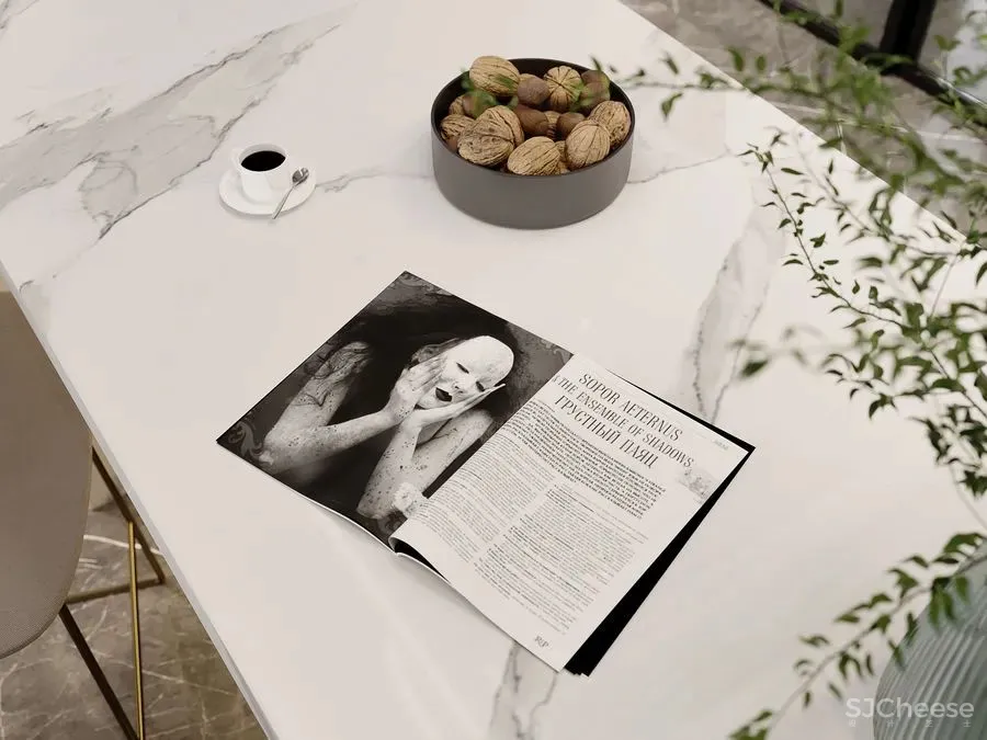 老板问我,为什么要跪着看这些效果图?