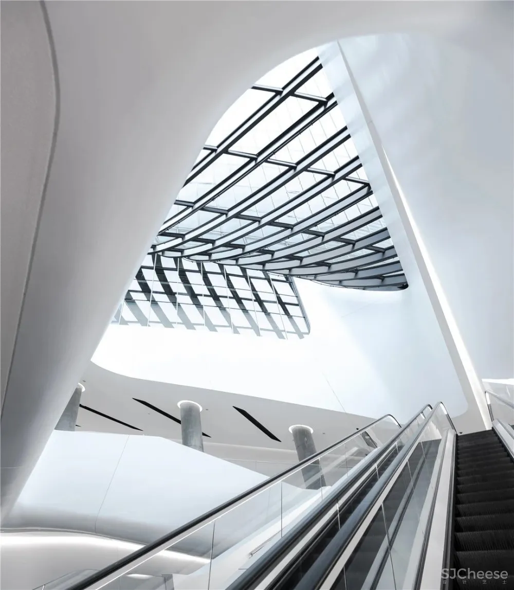 这般律动轻盈,100%扎哈出品!处于米兰黄金地段的Citylife,ZHA参与设计了一半