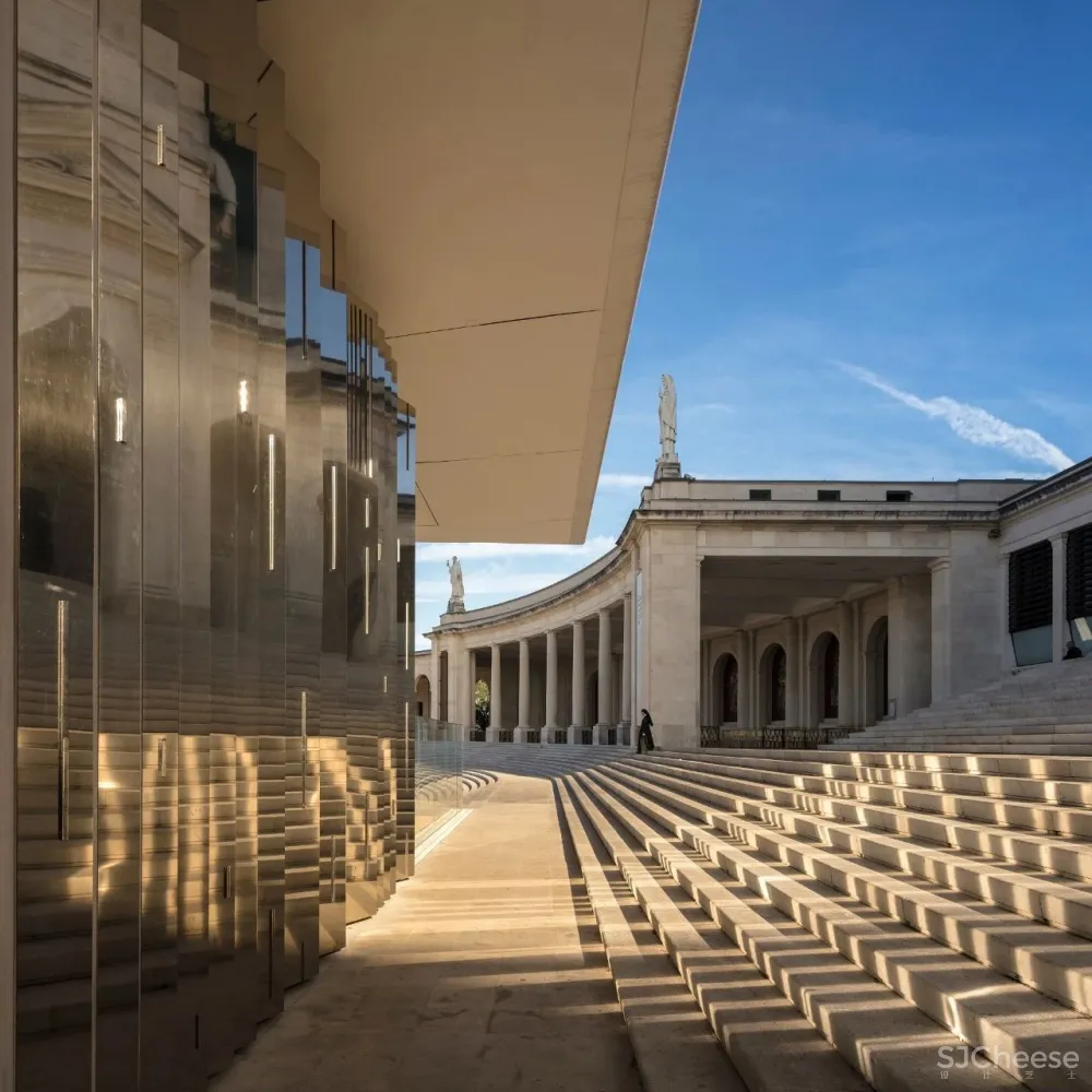 Churches丨灵魂的救赎所