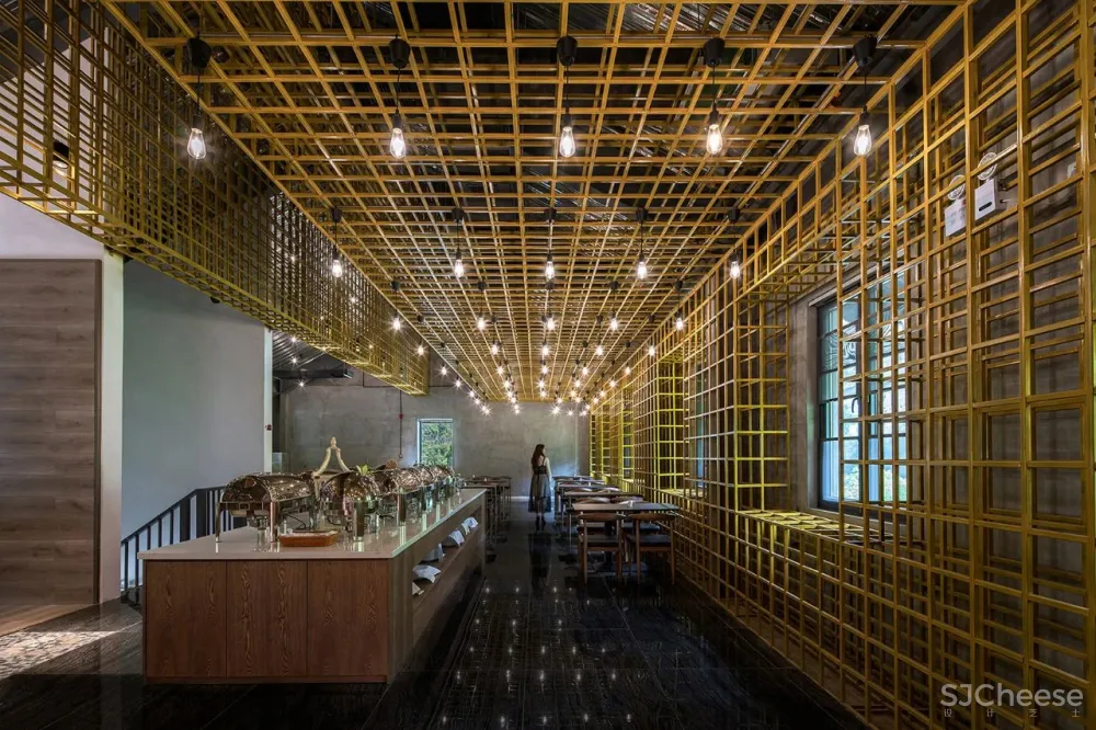 复兴峡谷间的废弃兵工厂,打造亲子游的好去处