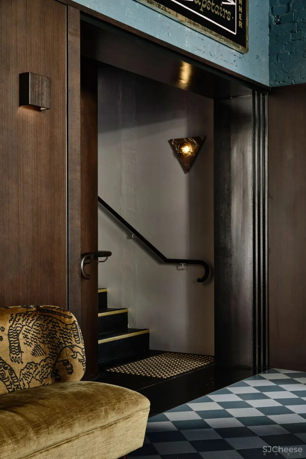 Poodle Bar and Bistro in Melbourne by Bergman - Co.