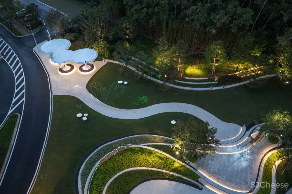 新作 | 天空之城,启发中国航天梦 恩平•泉林黄金小镇 / 上海骏地设计