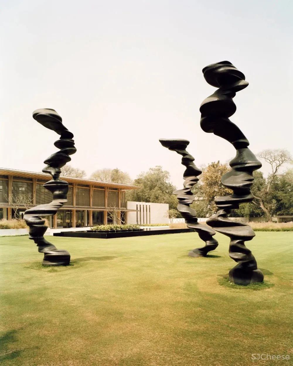 Christian Liaigre新作 设计不应该是一种趋势