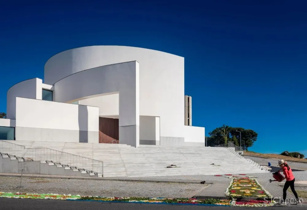 Churches丨灵魂的救赎所